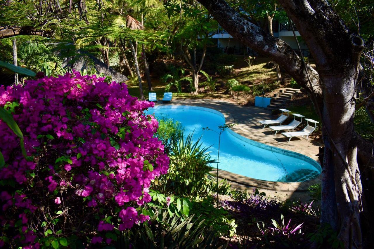 Silver Rock Hotel & Beachfront Apartments Malindi Exterior photo