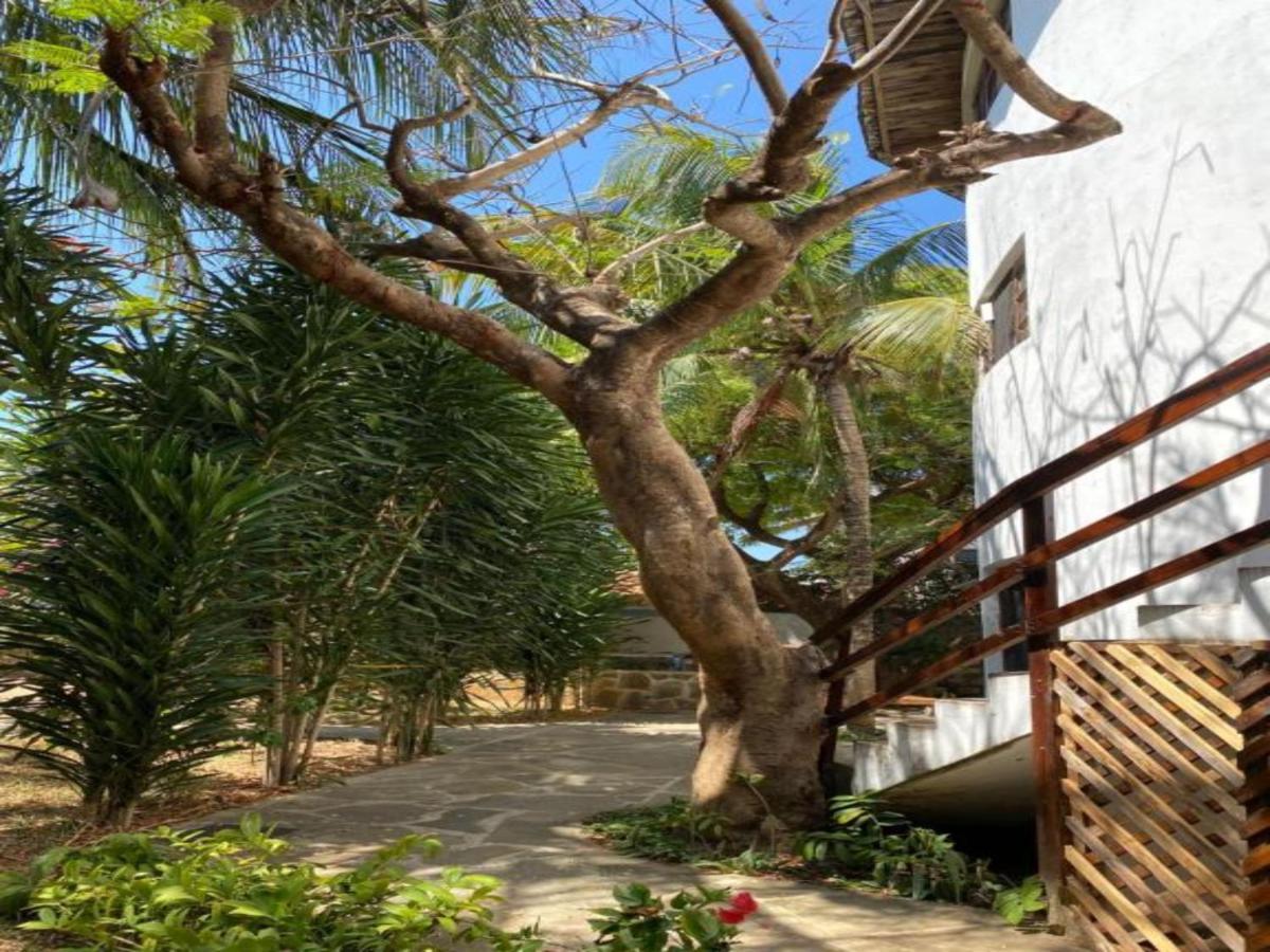 Silver Rock Hotel & Beachfront Apartments Malindi Exterior photo